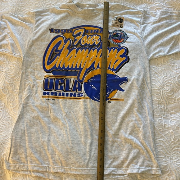 VINTAGE-NEW 1995 UCLA BRUINS BASKETBALL-Final Four UNISEX SHIRT - CHAMPIONS🏀 - Picture 6 of 6